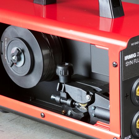 Полуавтомат сварочный FUBAG IRMIG 220 SYN FLUX в Магадане фото