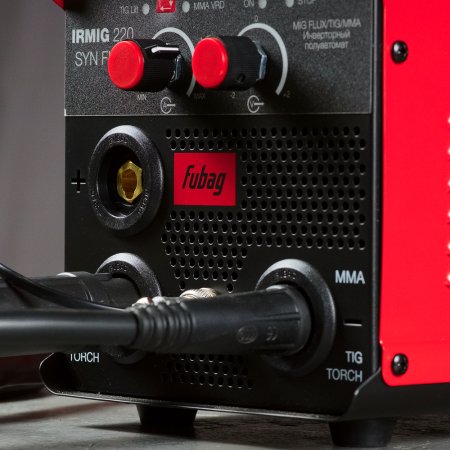 Полуавтомат сварочный FUBAG IRMIG 220 SYN FLUX в Магадане фото