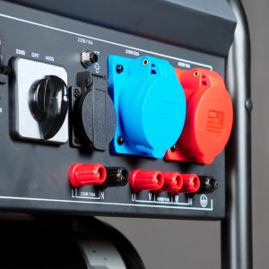 Бензиновый генератор FUBAG BS 7500 XD ES DUPLEX в Магадане фото