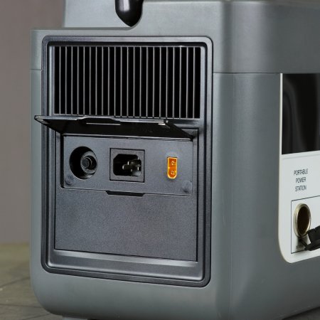 Портативная электростанция FUBAG AS 2400i (аккумулятор LiFePO4) в Магадане фото