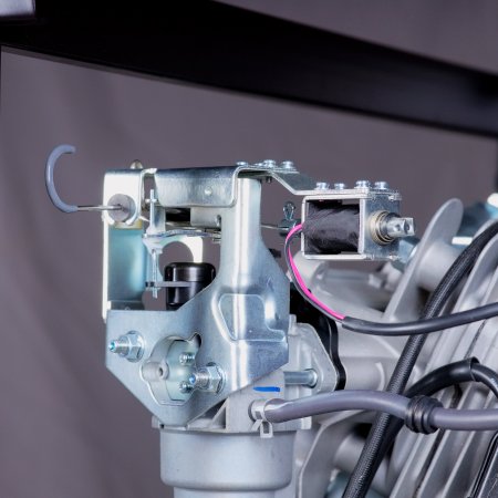 Бензиновый генератор FUBAG BS 8500 XD ES DUPLEX для одно и трехфазного режимов работы Бензиновый генератор FUBAG BS 8500 XD ES DUPLEX для одно и трехфазного режимов работы в Магадане фото