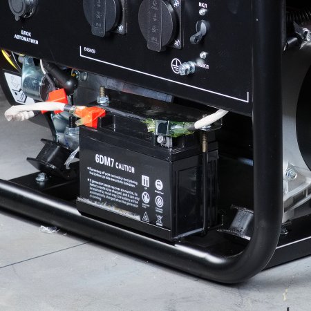 Бензиновый генератор FUBAG BS 3300 A ES с электростартером и коннектором автоматики Бензиновый генератор FUBAG BS 3300 A ES с электростартером и коннектором автоматики в Магадане фото