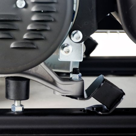 Бензиновый генератор FUBAG BS 8000 DA ES (трехфазный) с электростартером и коннектором автоматики Бензиновый генератор FUBAG BS 8000 DA ES (трехфазный) с электростартером и коннектором автоматики в Магадане фото