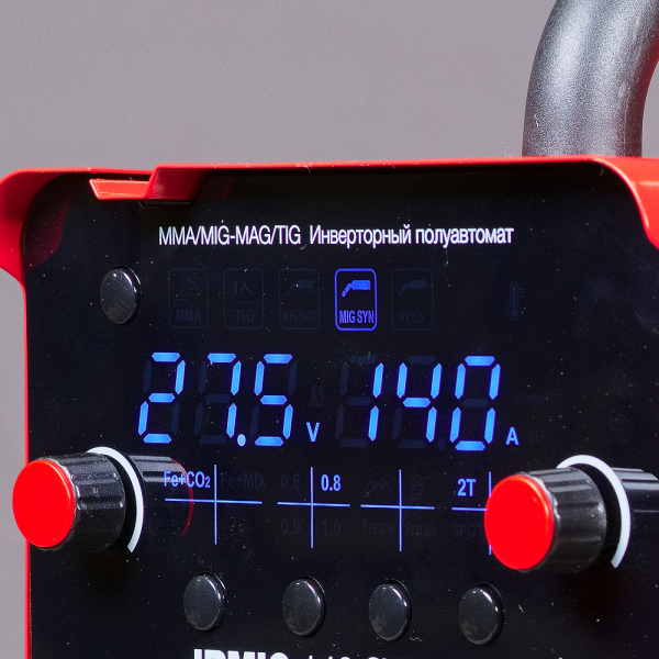 Сварочный полуавтомат FUBAG IRMIG 200 SYN LED с горелкой 250 А в комплекте в Магадане фото