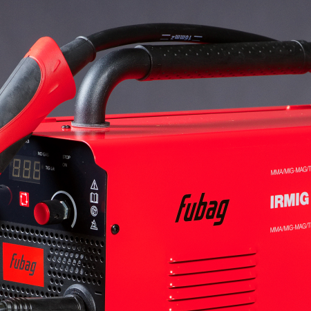Полуавтомат сварочный FUBAG IRMIG 160 SYN с горелкой 150 А 3 м в комплекте в Магадане фото